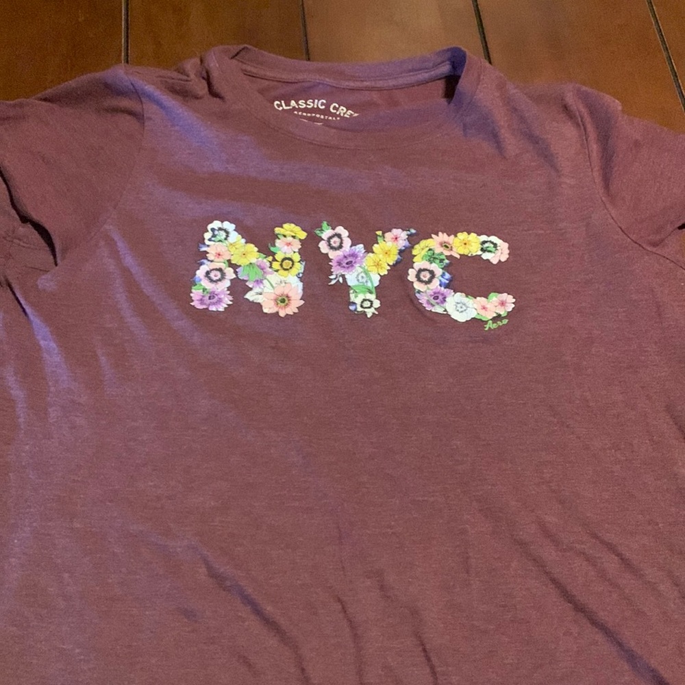 Aeropostale Shirt. XL but fits like Large